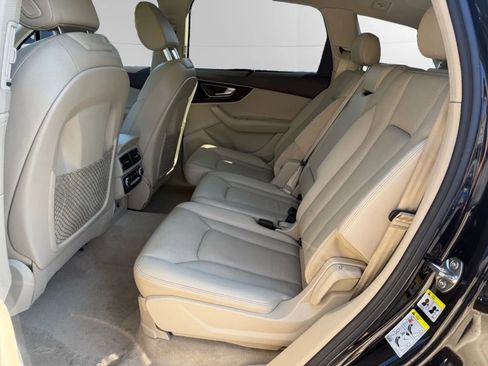 Used 2019 Audi Q7 3.0T Premium Plus w/ Premium Plus Package image 17