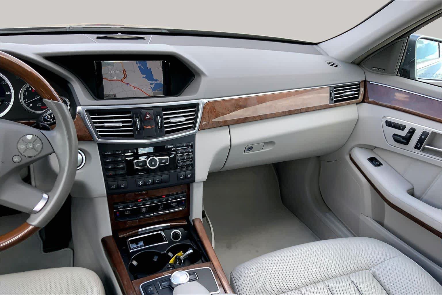 Used 2013 Mercedes-Benz E 350 Sedan image 7