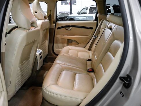 Used 2012 Volvo XC70 3.2 FWD image 37