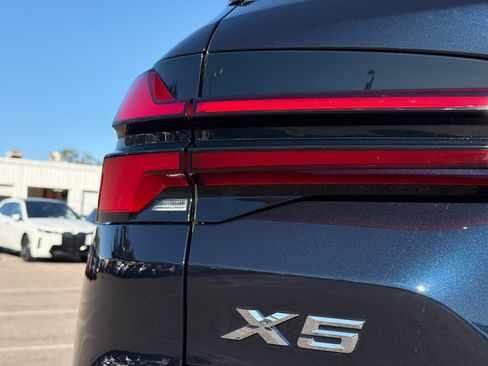 New 2026 BMW X5 xDrive50e w/ M Sport Package image 10