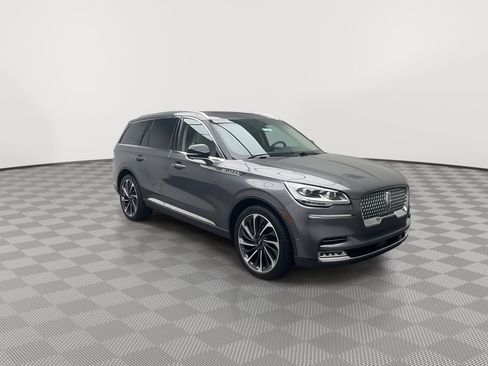 Used 2024 Lincoln Aviator Reserve w/ Equipment Group 201A image 36