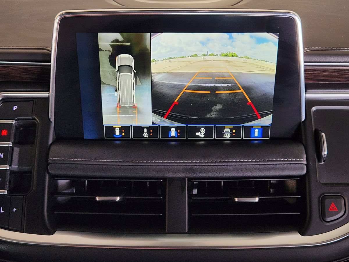 Used 2022 Chevrolet Tahoe LT w/ Luxury Package RWD image 25