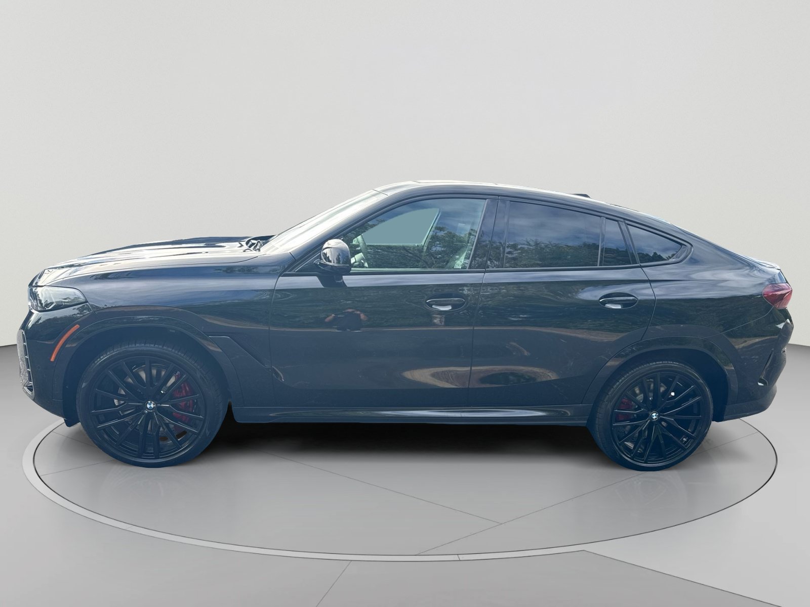 New 2027 BMW X6 M60i AWD/4WD image 8