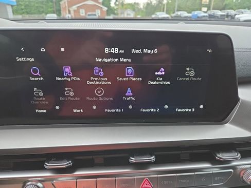 Used 2025 Kia Telluride S FWD image 16