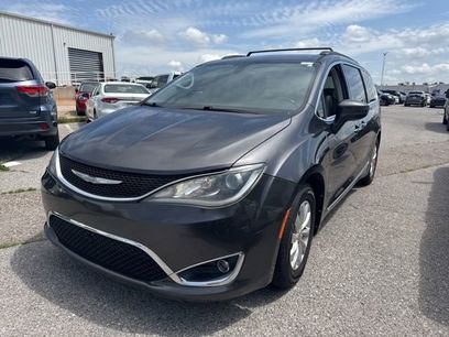Used 2017 Chrysler Pacifica Touring-L