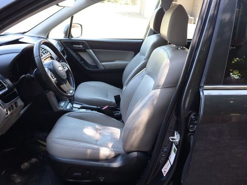 Used 2017 Subaru Forester 2.5i Limited AWD/4WD image 18