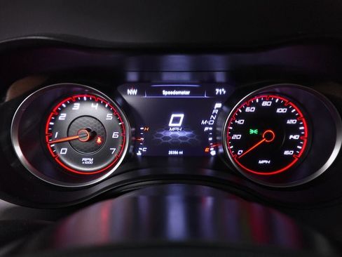 Used 2023 Dodge Charger R/T w/ Technology Group RWD image 17