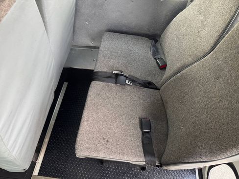 Used 2004 Chevrolet Express 3500 w/ School Bus Package RWD image 33