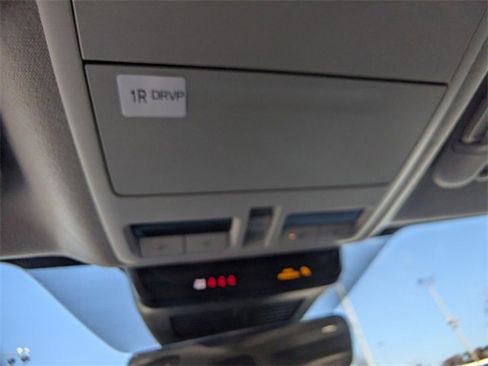 Used 2024 MAZDA CX-30 2.5 Turbo w/ Premium Plus Pkg image 18