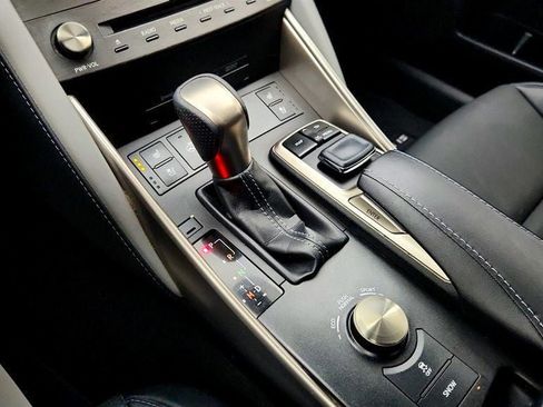 Used 2020 Lexus IS 300 F Sport image 17
