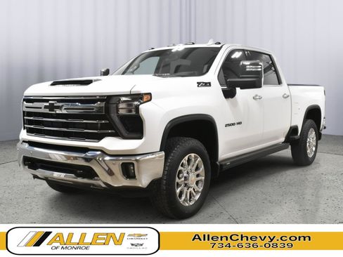 Used 2025 Chevrolet Silverado 2500 LTZ w/ LTZ Plus Package AWD/4WD image 1
