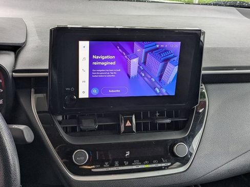 Used 2024 Toyota Corolla LE image 19