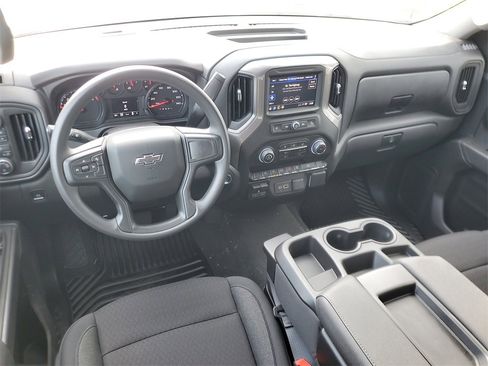 New 2026 Chevrolet Silverado 1500 Custom Trail Boss w/ LPO, Dark Essentials Package image 13