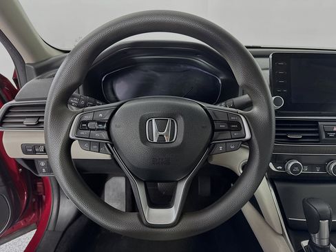 Certified 2018 Honda Accord EX image 11