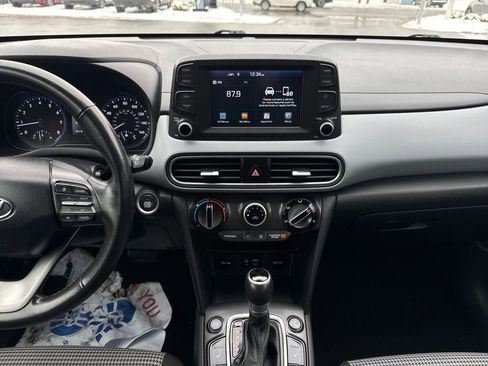 Used 2018 Hyundai Kona SEL image 17