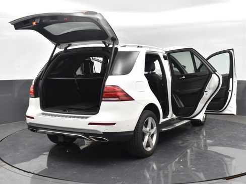 Used 2019 Mercedes-Benz GLE 400 4MATIC w/ Premium 1 Package image 34