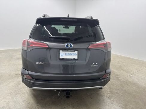 Used 2017 Toyota RAV4 XLE w/ All Weather Liner Package AWD/4WD image 6
