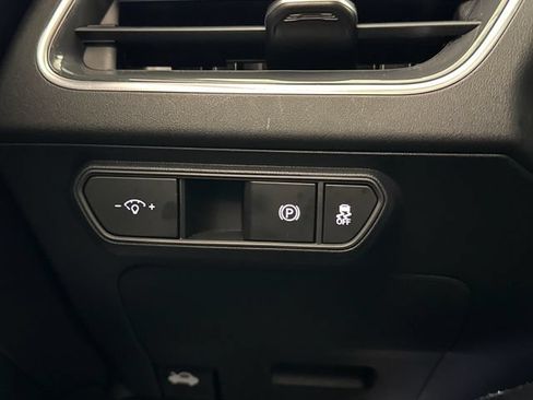 Used 2025 Kia K4 EX FWD image 38