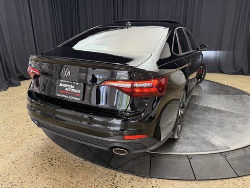Used 2024 Volkswagen Jetta GLI Autobahn w/ GLI Black Package image 15