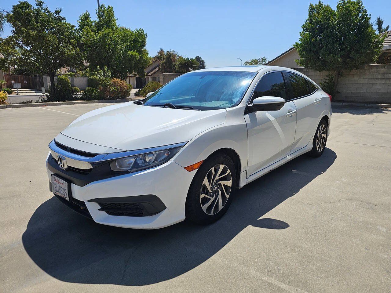Used 2016 Honda Civic EX image 2
