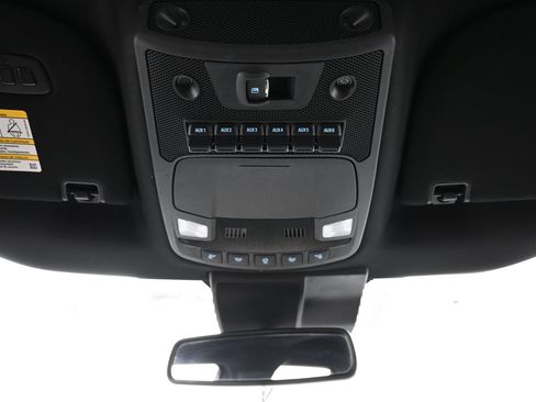 Used 2022 Ford F350 Platinum w/ Tremor Off-Road Package AWD/4WD image 28