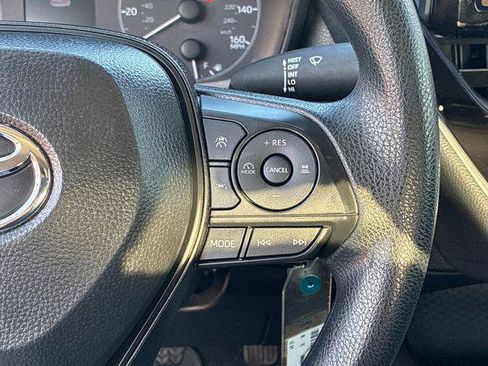 Certified 2025 Toyota Corolla LE FWD image 25