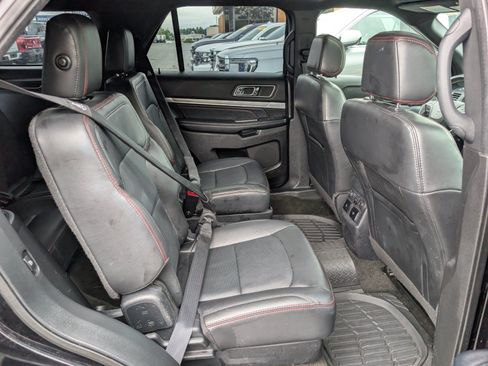 Used 2017 Ford Explorer Sport w/ Equipment Group 401A AWD/4WD image 12