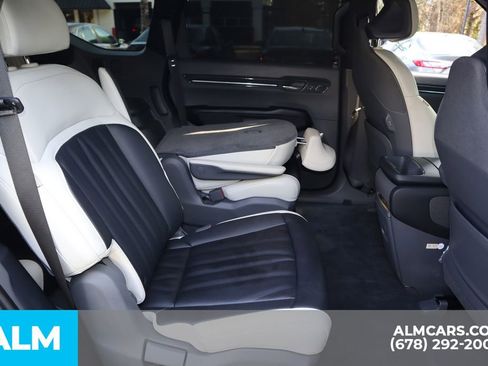 Used 2024 Kia EV9 GT-Line image 25