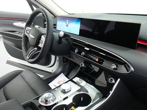 New 2026 Genesis GV70 2.5T AWD/4WD image 27