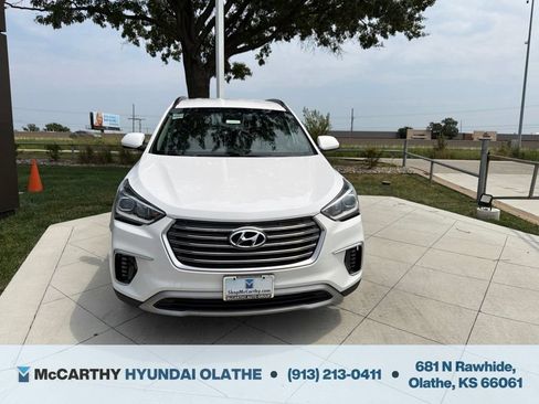 Used 2018 Hyundai Santa Fe SE AWD/4WD image 12