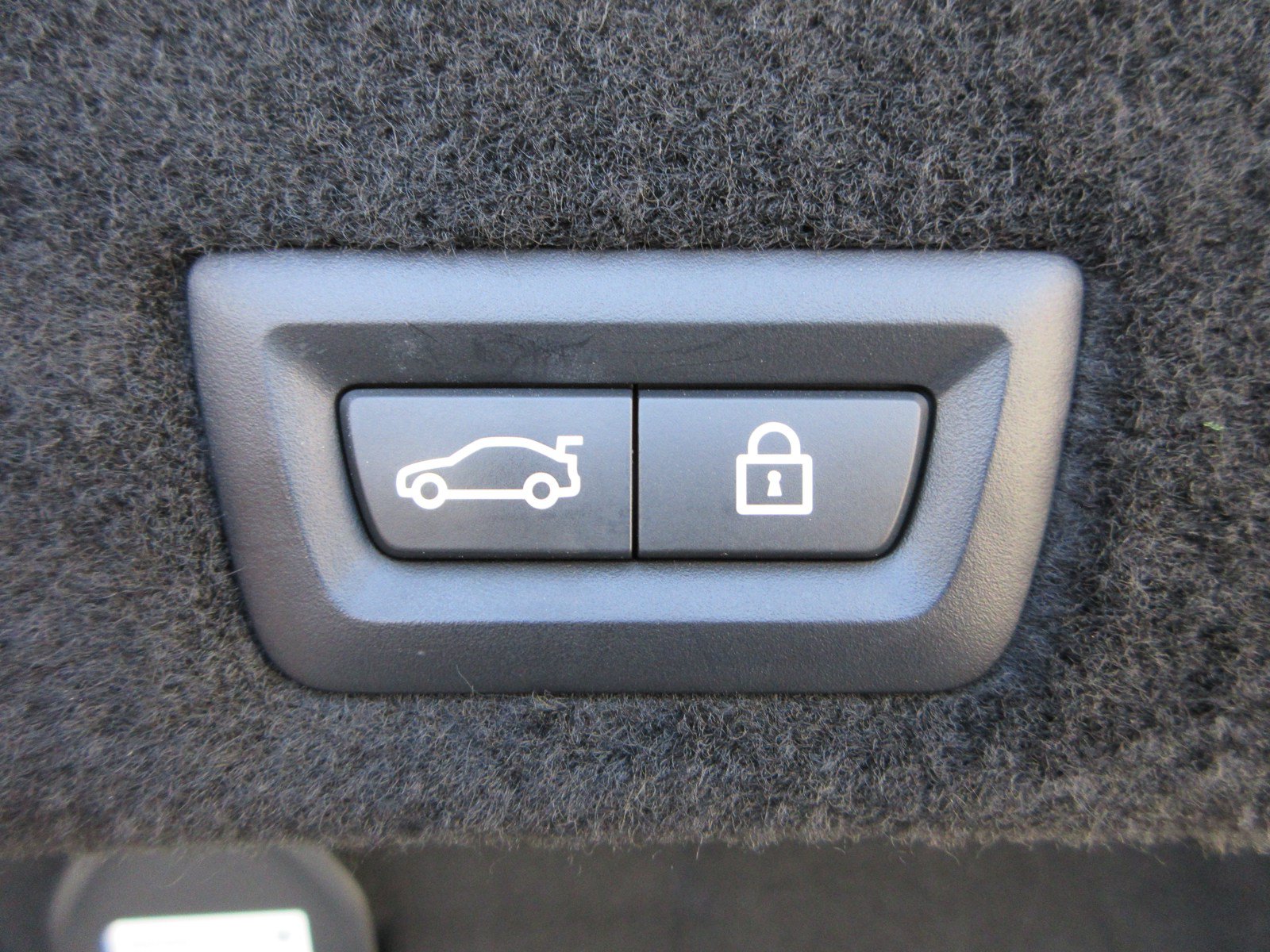 Used 2020 BMW 750i xDrive w/ Interior Design Package AWD/4WD image 57