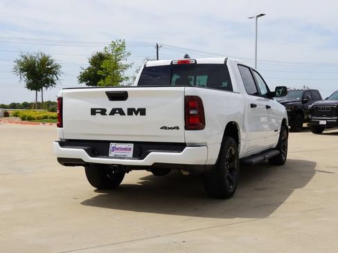 New 2026 RAM 1500 Express AWD/4WD image 8