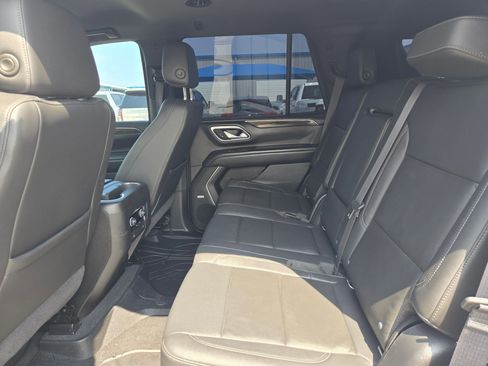 Used 2021 Chevrolet Tahoe Z71 AWD/4WD image 14