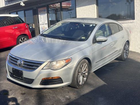 Used 2011 Volkswagen CC Sport image 2