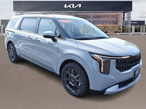 New 2026 Kia Carnival EX image 10