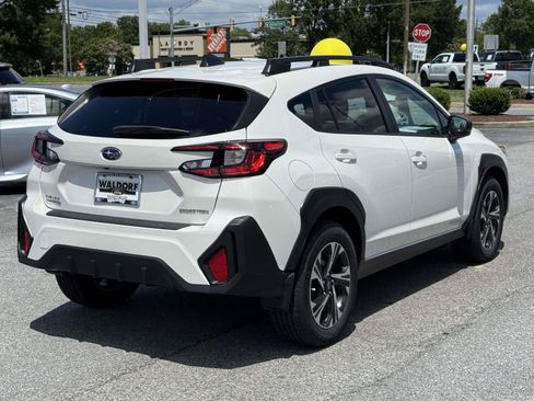 Used 2024 Subaru Crosstrek 2.0i Premium AWD/4WD image 2