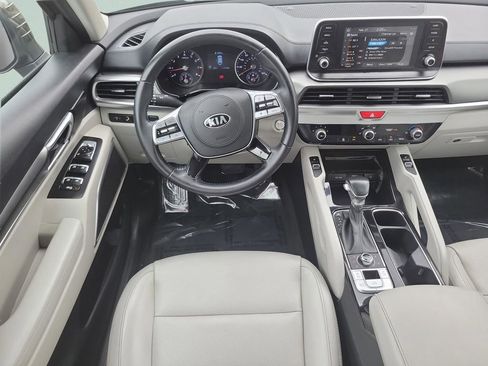 Used 2020 Kia Telluride S image 19