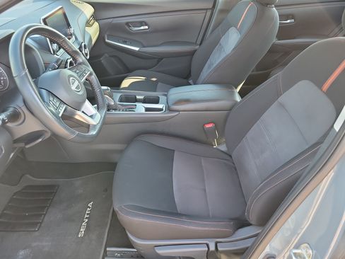 Used 2024 Nissan Sentra SR FWD image 9