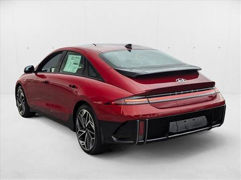 New 2025 Hyundai Ioniq 6 Limited image 8