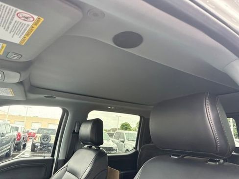 Used 2025 Ford F350 Lariat w/ Lariat Ultimate Package AWD/4WD image 23