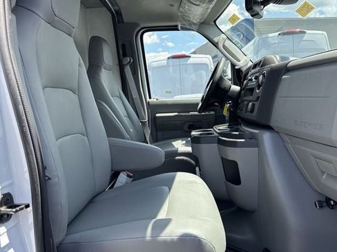 New 2026 Ford E-450 and Econoline 450 Super Duty w/ Power Equipment Group image 21