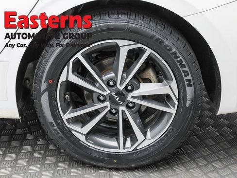 Used 2024 Kia Forte LXS image 8