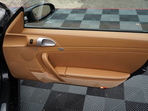 Used 2005 Porsche 911 Carrera image 58
