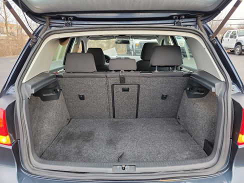 Used 2013 Volkswagen Golf 4-Door image 8