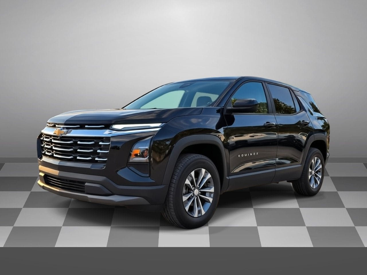 Used 2026 Chevrolet Equinox LT FWD image 3