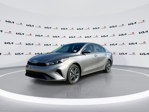 Certified 2023 Kia Forte LXS w/ LXS Technology Package image 4