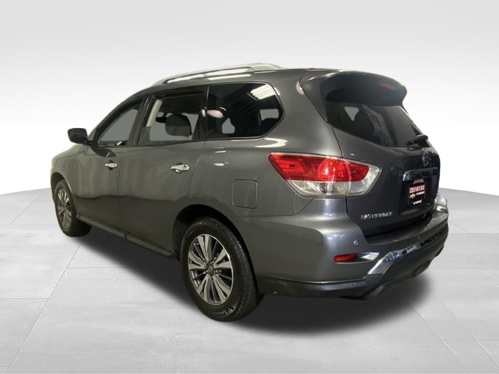 Used 2017 Nissan Pathfinder SV AWD/4WD image 7