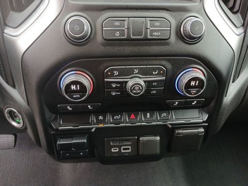 Used 2021 Chevrolet Silverado 1500 LT w/ Texas Edition Plus image 36