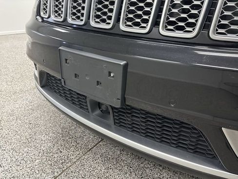 Used 2020 Jeep Grand Cherokee Summit image 21
