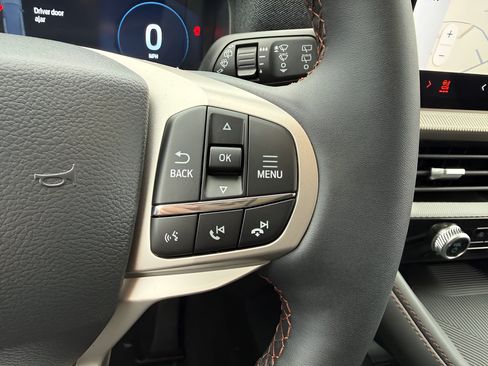 New 2026 Ford Explorer Active w/ Active Comfort Package AWD/4WD image 24